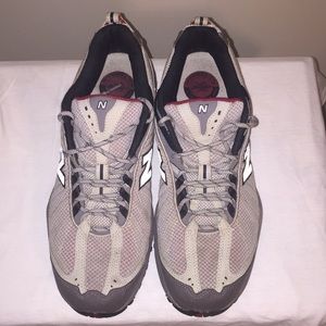 🏃🏼‍♀️New Balance 607  shoes Size 11 EUC